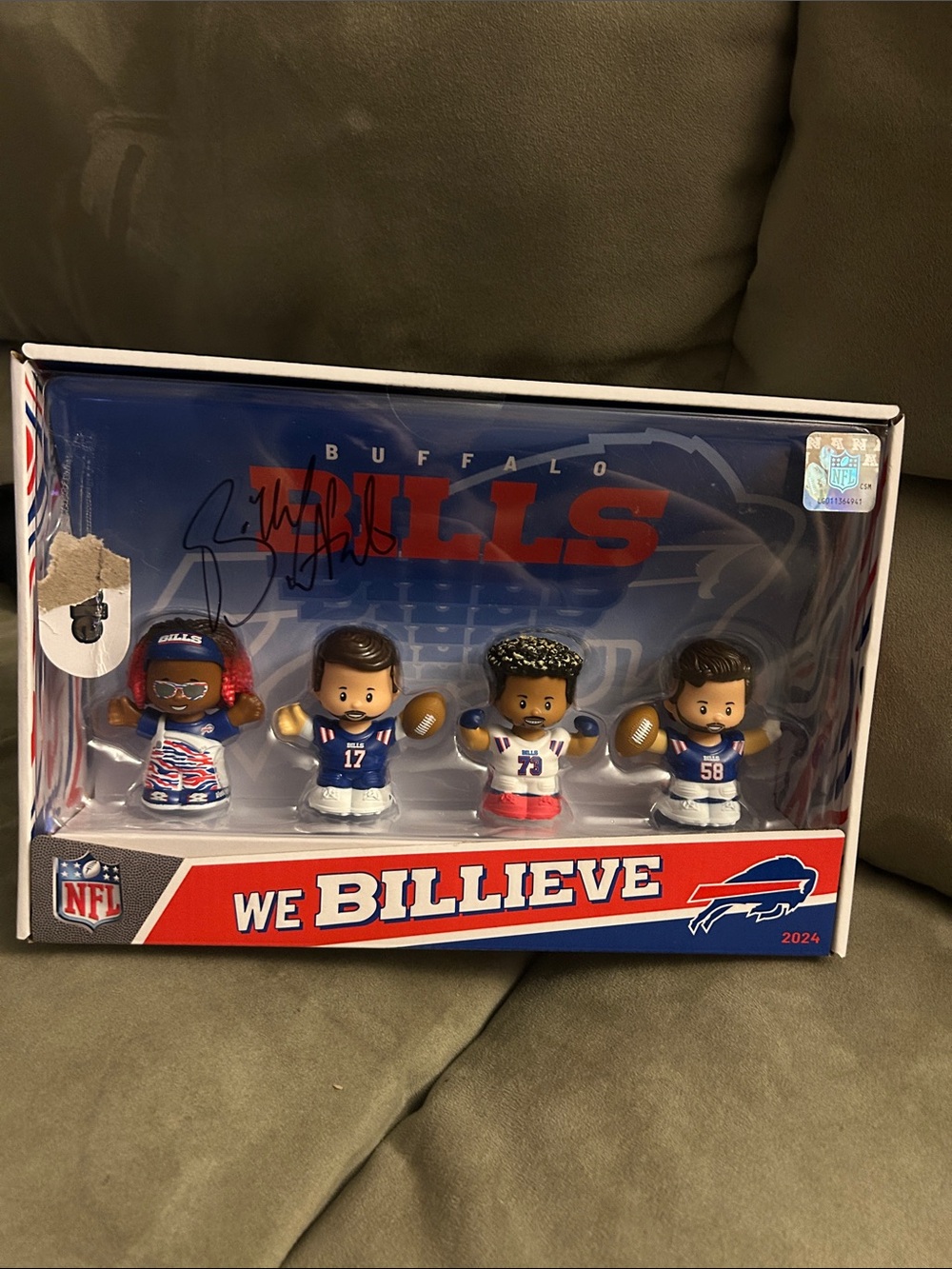 Buffalo Bills 'We Billieve' 4-Figure Set - signed by Billy the Buffalo!